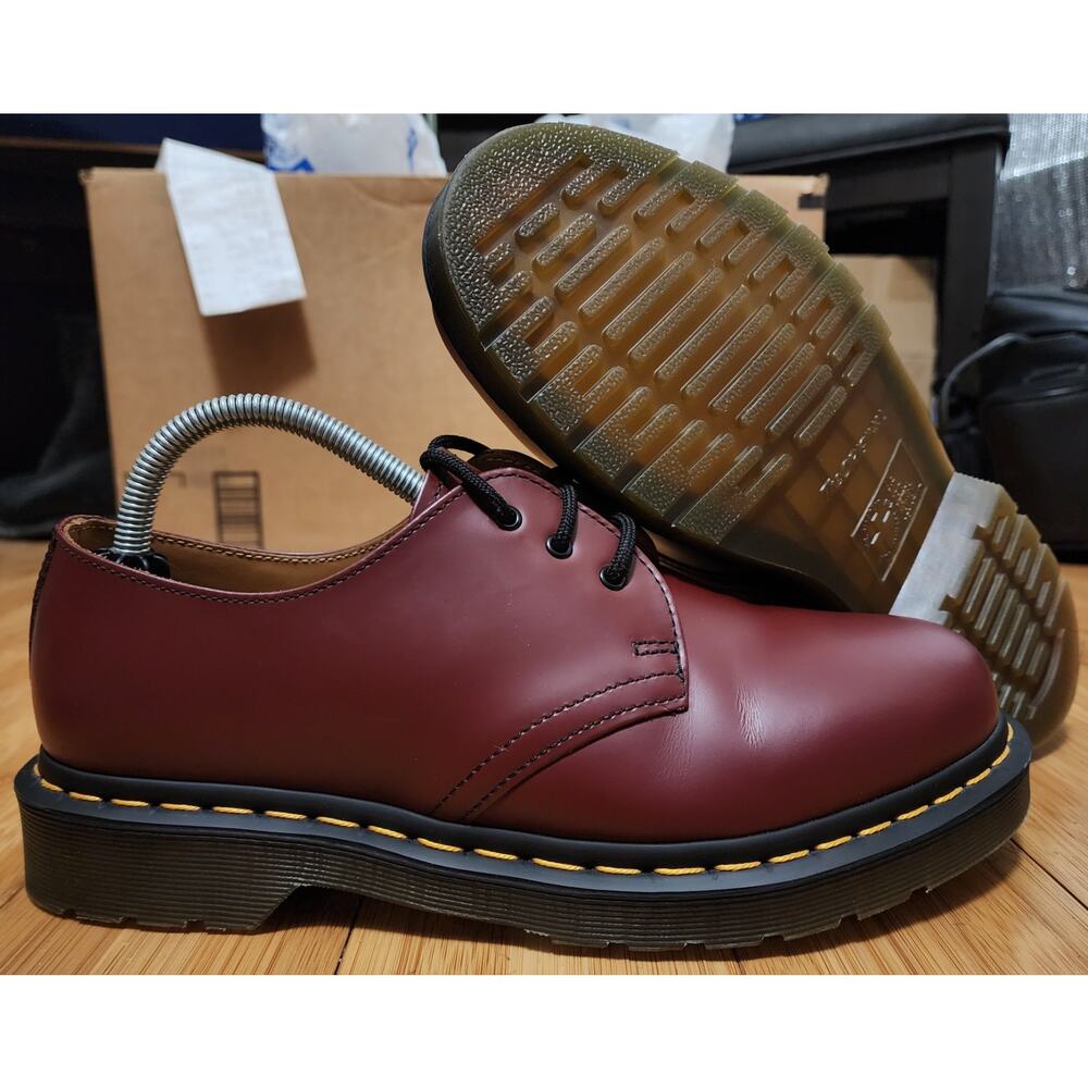 Dr Martens 1461 Smooth Leather Cherry Red Laceup Oxfords Shoes US Men’s 8 Casual